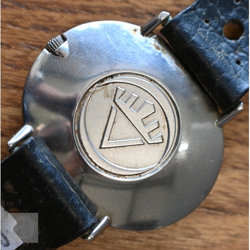 55 - A vintage Fortis 'Skylark' gents automatic wristwatch, stainless steel oval case, the oyster dial wi... 