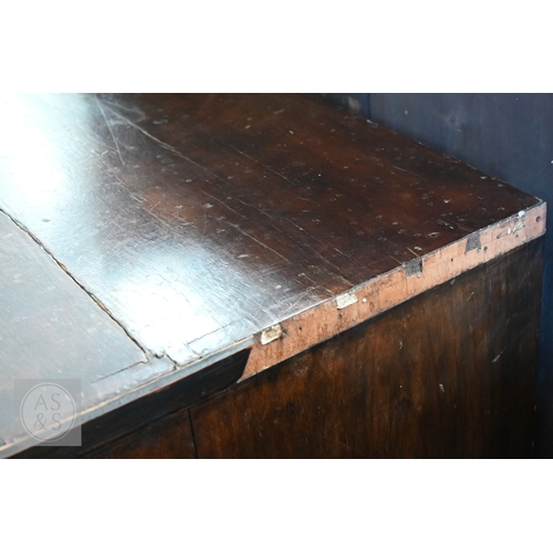 142 - A 19th century mahogany bowfront chest of two short and two long drawers, a/f, 88 x 48 x 88 cm high