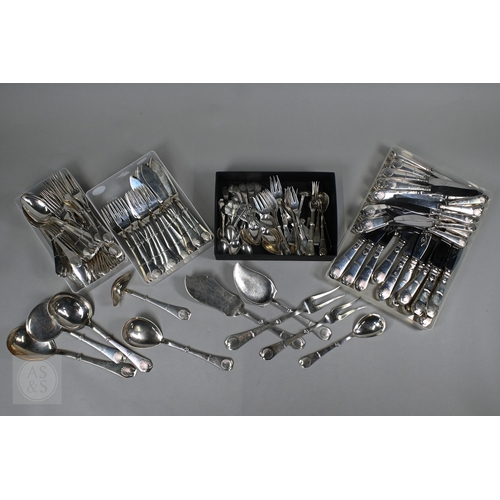 70 - An extensive Danish .826 grade service of flatware and cutlery, by V. Mortensen (Aalborg), Christoph... 