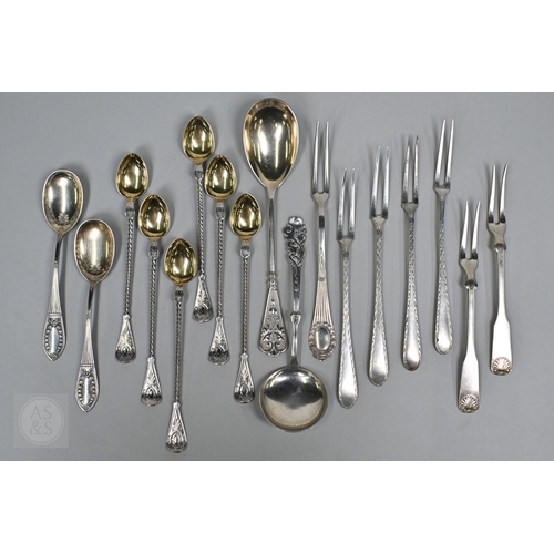 71 - A selection of Danish .826/.80 pickle forks and teaspoons, etc., 7oz (220g), to/w a German .800 grad... 