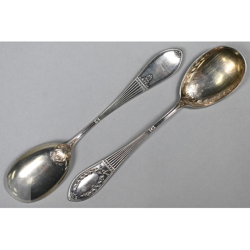 71 - A selection of Danish .826/.80 pickle forks and teaspoons, etc., 7oz (220g), to/w a German .800 grad... 