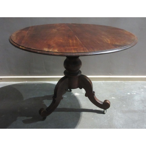 63 - A Victorian mahogany circular pedestal tilt-top Table, 3ft 6in diameter.