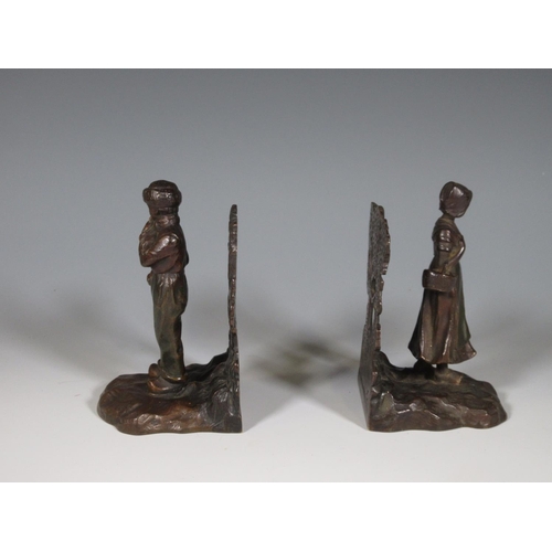 257 - A pair of bronzed cast metal figural Bookends of
Dutch Boy and Girl