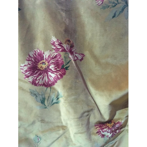 530 - A pair of brown velvet floral printed Curtains, 6ft 4in long x 2ft 4in wide (each curtain)