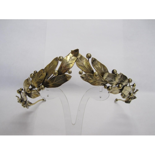 336 - A gilt metal Laurel Wreath Tiara having finely formed leaves, hinge to front.