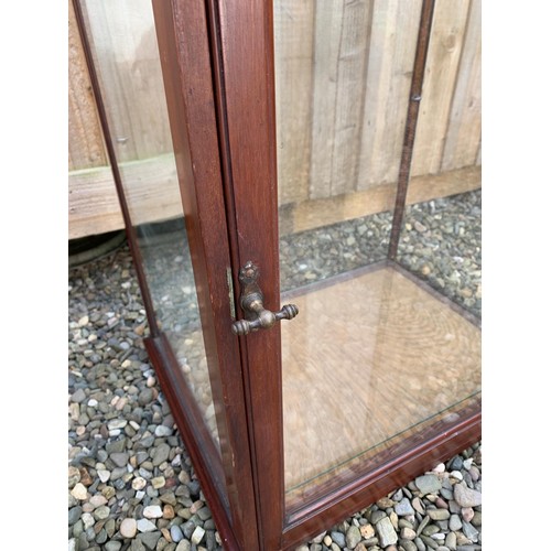 412 - An Edwardian mahogany framed shop Display Cabinet bearing Elgar Bros, Oldham label, 2ft 6in H x 1ft ... 