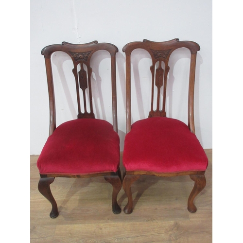 143 - An oak Luggage Rack 2ft W x 1ft 6in H and a pair of Victorian walnut Dining Chairs 3ft 2in H