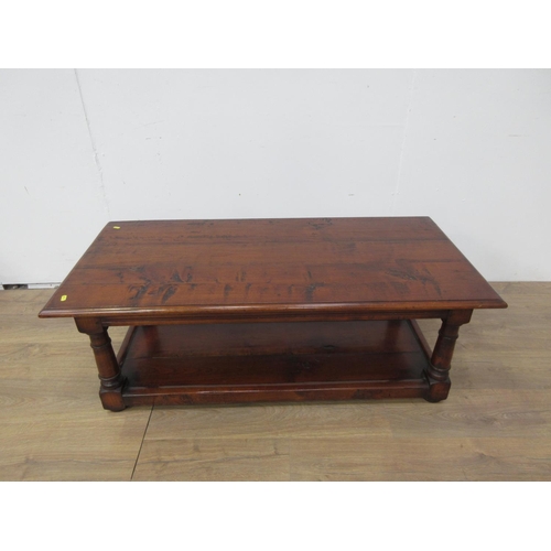 472 - A reproduction oak Coffee Table 4ft W x 1ft 5in H