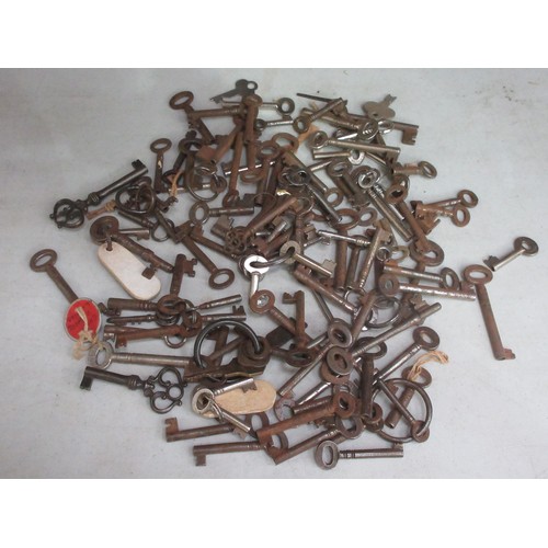 290 - A box of assorted furniture Keys