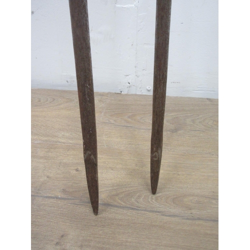 542 - A pair of metal Spears.