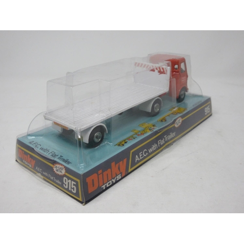 100 - A boxed Dinky Toys No.915 A.E.C. with flat trailer