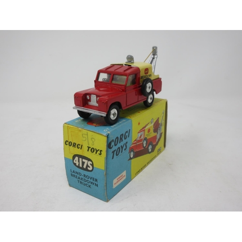 106 - A Corgi Toys No.417S Land Rover Breakdown Truck