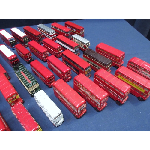 121 - A box of diecast Buses