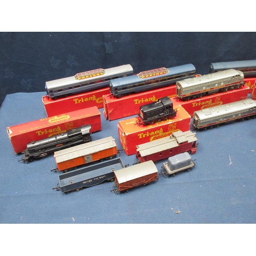 176 - A quantity of Triang 00 gauge including American DMU, Bo-Bo Diesel Locomotive, Gallery Coaches, Pull... 