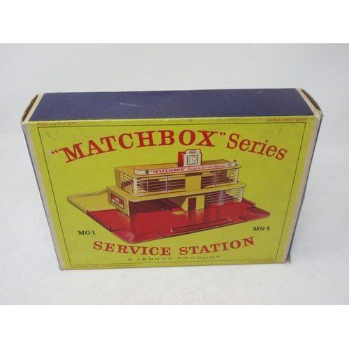 186 - A boxed Matchbox MG-1 Service Station, complete