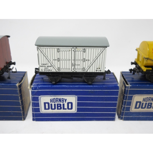 30 - Ten boxed Hornby Dublo 3-rail Wagons including B.R. Fish Van, B.R. Open Wagon, 'Royal Daylight' Tank... 