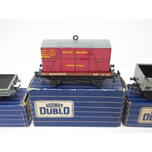 30 - Ten boxed Hornby Dublo 3-rail Wagons including B.R. Fish Van, B.R. Open Wagon, 'Royal Daylight' Tank... 