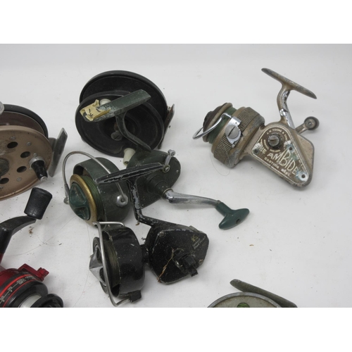 337 - A quantity of assorted Reels including 'The Ambidex' Casting Reel, Hardy 'The Viscount' 130 Mk1, Mor... 