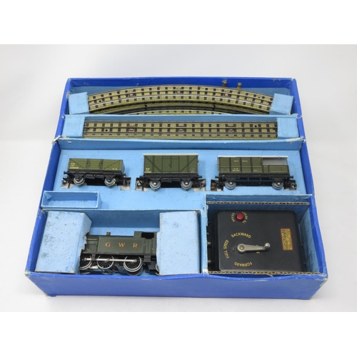 36 - A boxed Hornby Dublo 3-rail EDG7 G.W.R. horseshoe magnet Goods Set