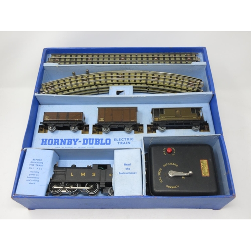 37 - A boxed Hornby Dublo 3-rail EDG7 L.M.S. Goods Set