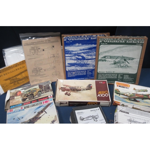 5 - A boxed Formaplane Rumpler 6b1, a Morane-Saulnier A1, various other boxed plastic Kits including Aer... 