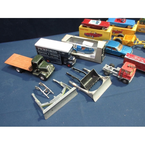 59 - Three reproduction boxed Dinky Toys including two No.555 Ford Thunderbird Cabriolets and a No.197 Mo... 