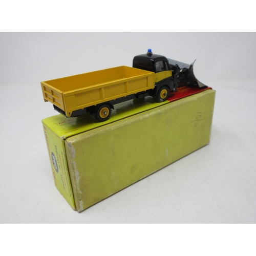 91 - A boxed Dinky Supertoys No.958 Snow Plough with windows