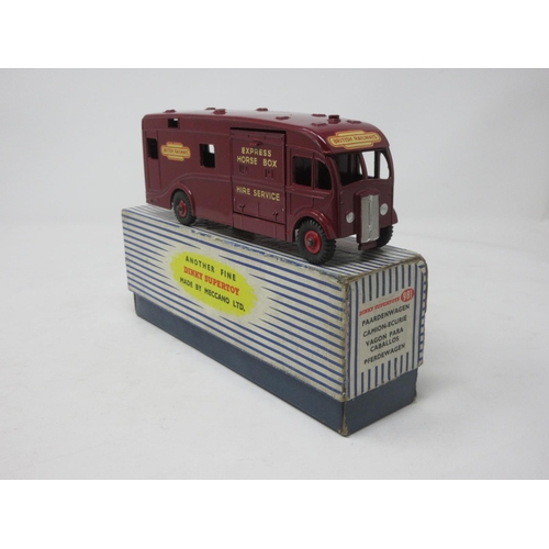 93 - A boxed Dinky Supertoys No.981 B.R Horsebox