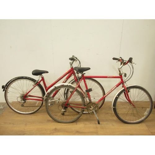 657 - A Trek 7200 ladies Bicycle and a Diamond Back gents Bicycle