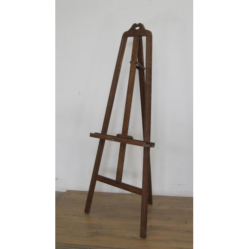 285 - An oak adjustable Easel, 20th Century, height 72in H