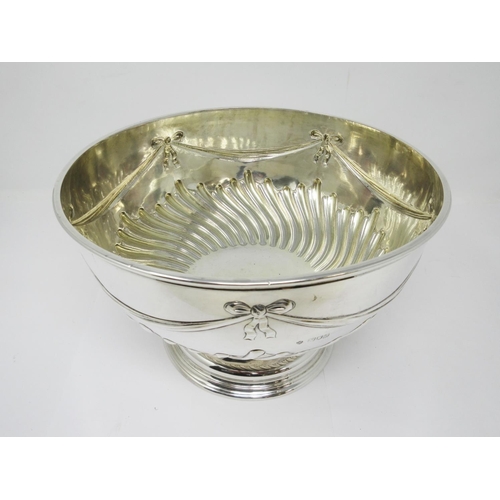 25 - A Victorian silver Rose Bowl with ribbons and swags above spiral fluting, London 1897, 10 3/4in diam... 