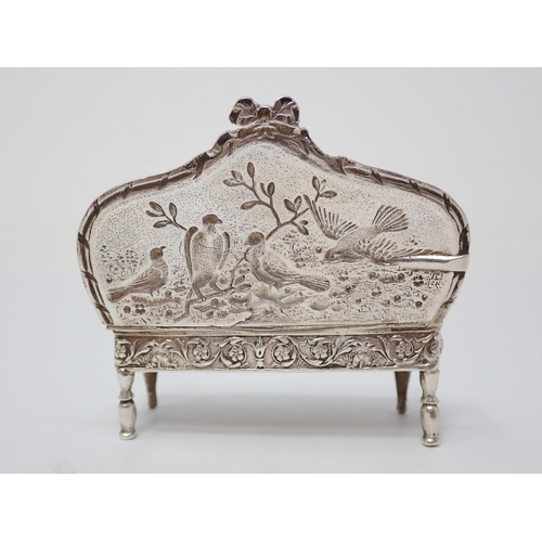 39 - An Edward VII Continental silver miniature Settee decorated birds with ribbon surmount. Import mark,... 