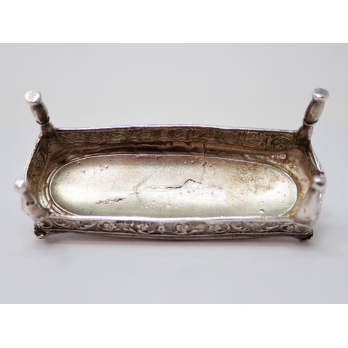 39 - An Edward VII Continental silver miniature Settee decorated birds with ribbon surmount. Import mark,... 