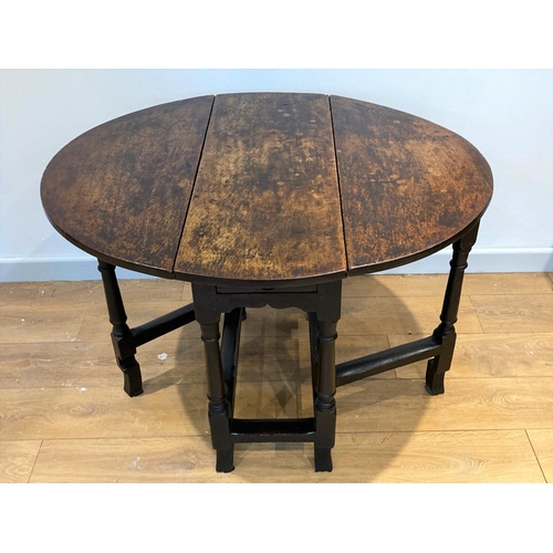 525 - A William & Mary c1680 oak Gateleg Table, fitted single end drawer and mounted upon barrel turned su... 