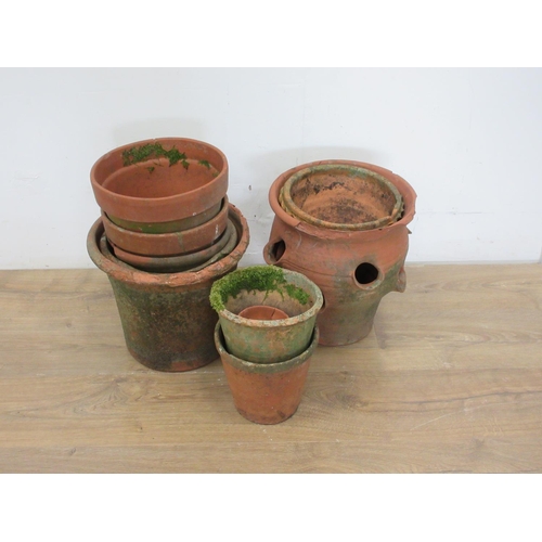 131 - A tin Bath, another two handled Bowl and a quantity of terracotta Planters, some A/F