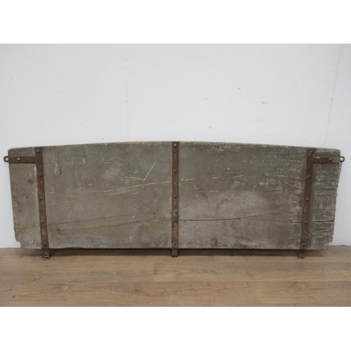 438 - A wooden painted Tailboard 'Gilstrap, Earp & Co. Ltd 6ft 8in W x 2ft 6in H