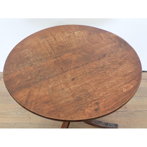 121 - A 19th Century oak Pillar Table on tripod base 2ft 4in H x 2ft 3in D