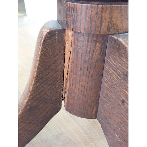 121 - A 19th Century oak Pillar Table on tripod base 2ft 4in H x 2ft 3in D