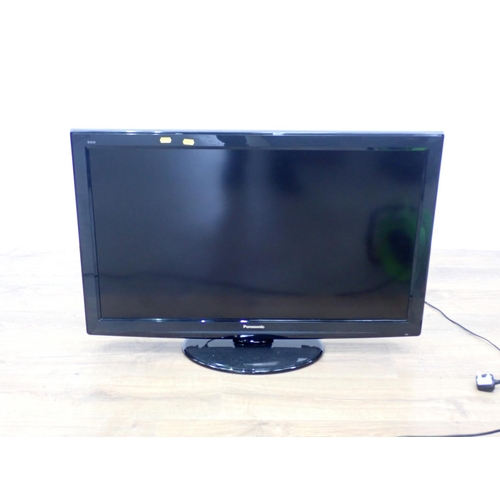 527 - A Panasonic Viera Television 37in with remote control (passed PAT test)