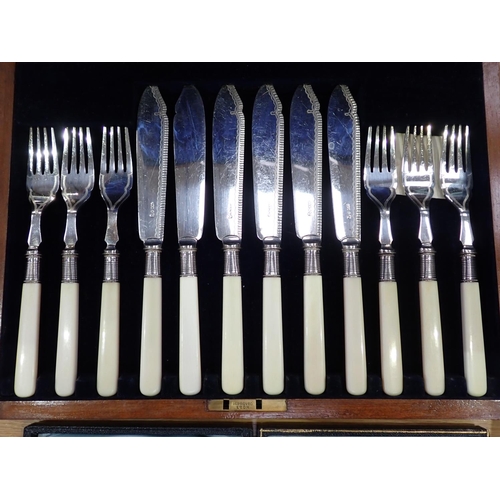 616 - An oak Canteen of Fish Cutlery, a boxed set of Arthur Price Forks and two cased sets of Cutlery