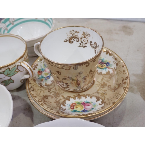 400 - A collection of 18th and 19th Century Tea Cups and Bowls including Salopian blue and white example