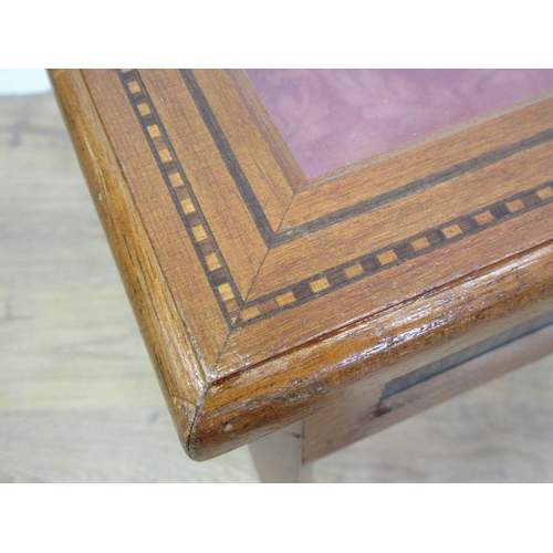 467 - An Edwardian mahogany and inlaid Display Table on square cut out swept legs 2ft 4in H x 2ft W