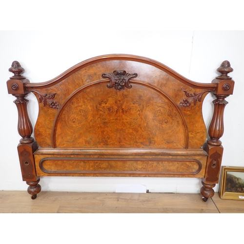 682 - A Victorian walnut half tester Bed 6ft W