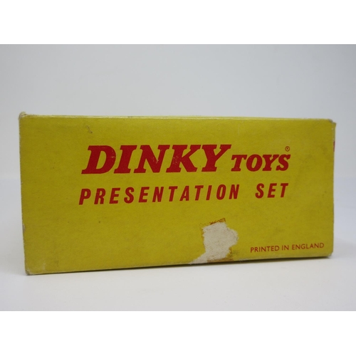 199 - A boxed Dinky Toys No.126 Motor Show Presentation Set