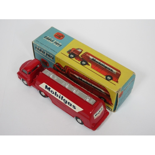 213 - A boxed Corgi Toys No.1110 Mobilgas Petrol Tanker