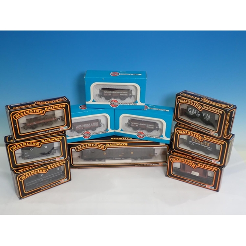 250 - Ten boxed Airfix and Mainline 00 gauge Wagons including 5 plank Wagons, B.R. Brake Van, G.W.R. sipho... 