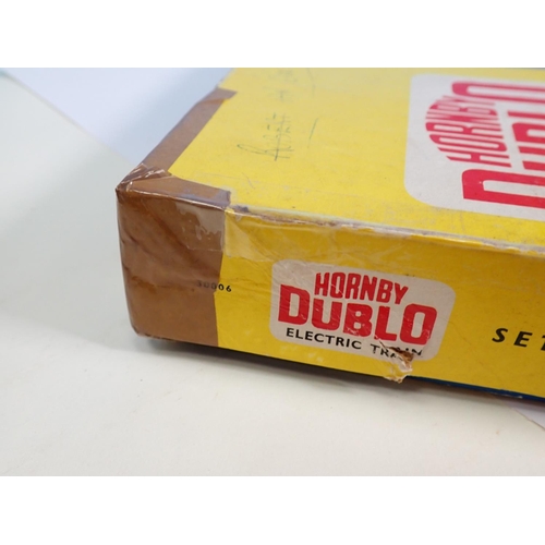 330 - A boxed Hornby-Dublo 2006 Goods Set, a boxed low sided Wagon, boxed Switch Pont, Controller, etc.