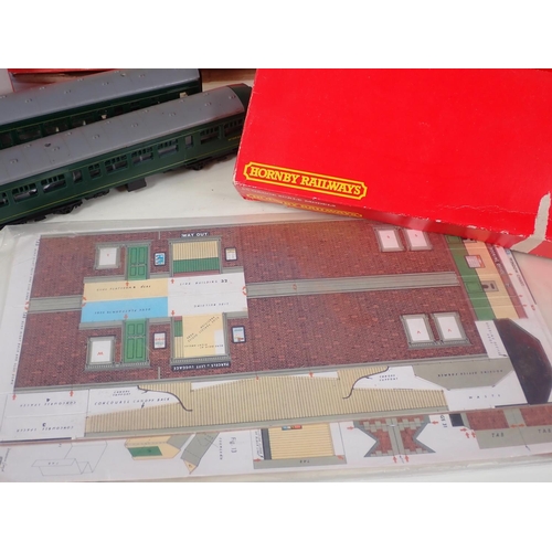 337 - Two boxes of 00 gauge Railway Track and Accessories including H&M Duet Controller, H&M Minipack Cont... 