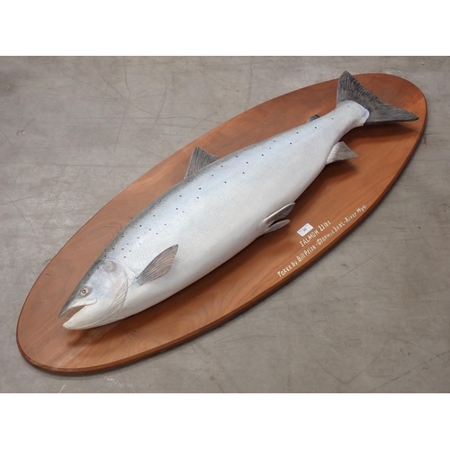 387 - A carved and painted Atlantic Salmon based on a 21lbs fish caught on the Glanwye Beat of the River W... 