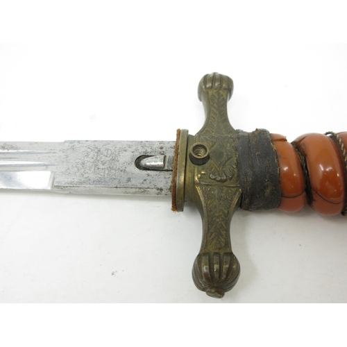 552 - A Kriegsmarine Dirk orange damaged grip in brass Scabbard by Alcoso, Solingen